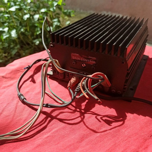 Soundcraft hifi car stereo amplifier used 75 watts x2