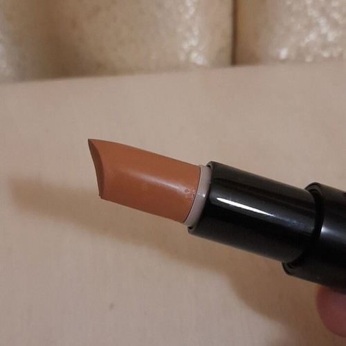 Radiant Professional Make-up Advanced Care Lipstick Velvet VL 04 Sandstone like new