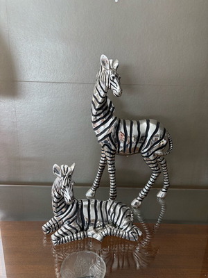 Decorative set with 2 porcelain zebras new