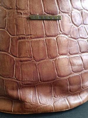 Thiros leather backpack like new brown