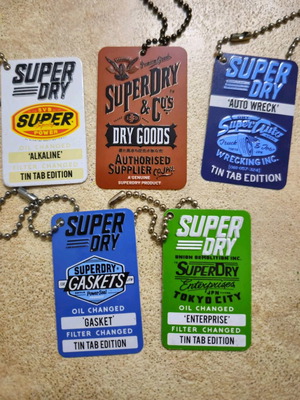 Superdry μεταλλικά συλλεκτικά ανάγλυφα pin up καινούργια, 5 τεμάχια
