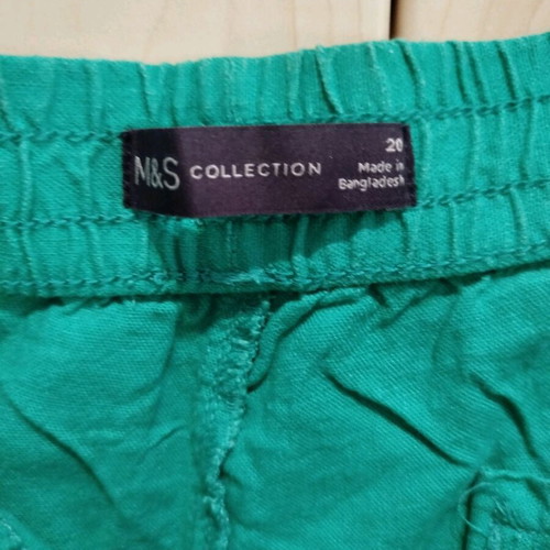 M&S capri linen pants like new, green, sizes 3XL-5XL