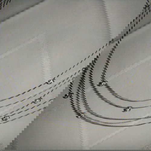 Choker vintage κολιέ σαν καινούργιο με πέντε σειρές ασημένιο σύρμα και διαφανείς πέτρες