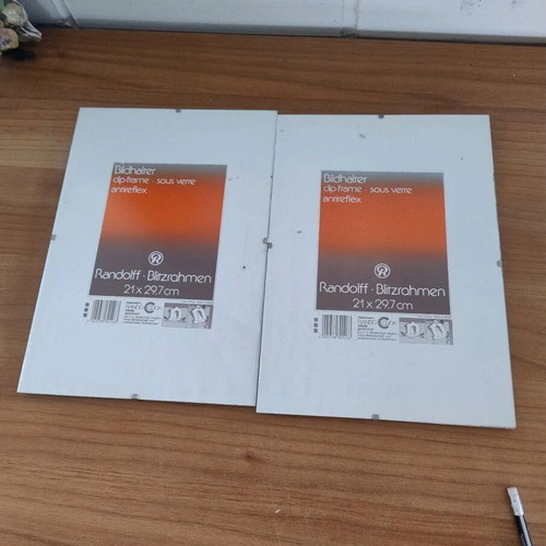 Set of 2 glass photo frames new 21x29.7 cm