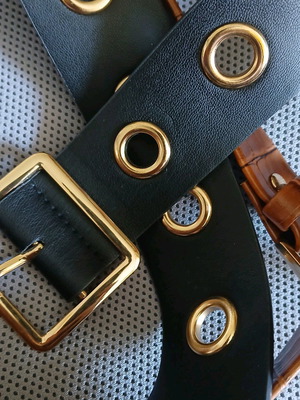 Γυναικείες ζώνες σαν καινούργιες, καφέ και μαύρη