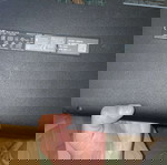  Asus vivobook laptop