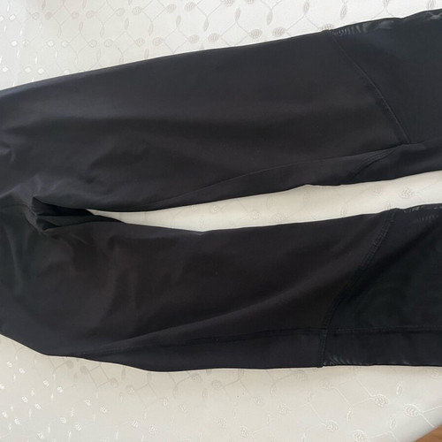 Bershka black leggings like new, below the knee with transparency