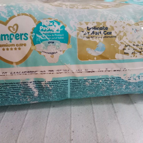 Pampers Premium Care No 4 pack of 68 like new