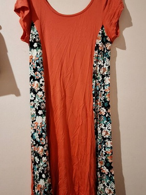 Dress salmon with flowers new, elastic, size L