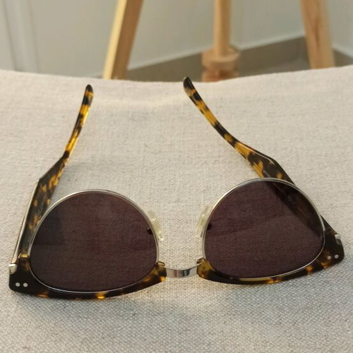 Massimo Dutti sunglasses used, brown and gold