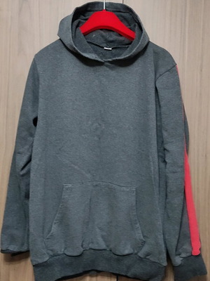 Women's sweatshirt