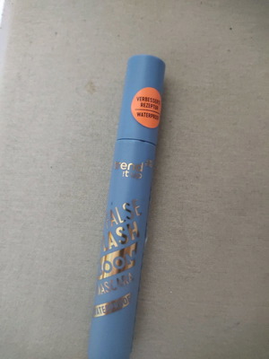 Trend it up waterproof mascara used