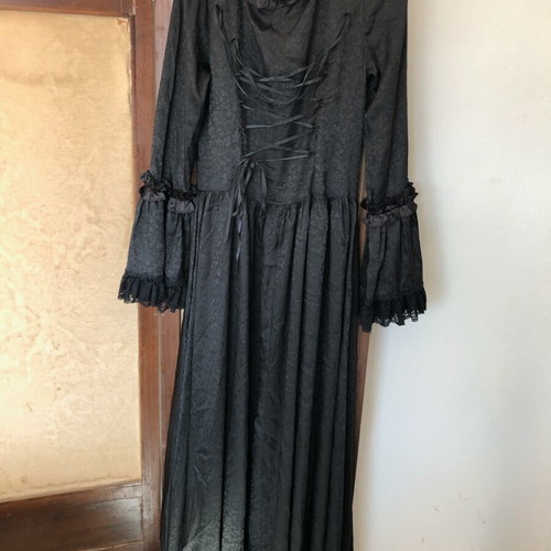 Victorian satin gothic dress like new, black, size L
