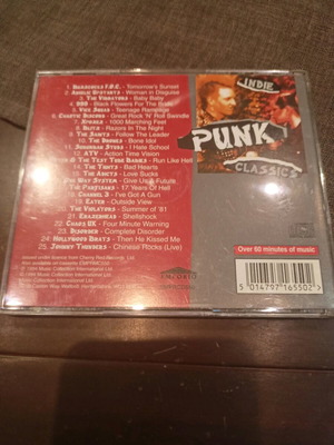 Indie Punk Classics CD like new