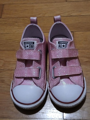 Converse Chuck Taylor All Star 2V OX ροζ με γκλίτερ μέγεθος 25 σαν καινούργιο