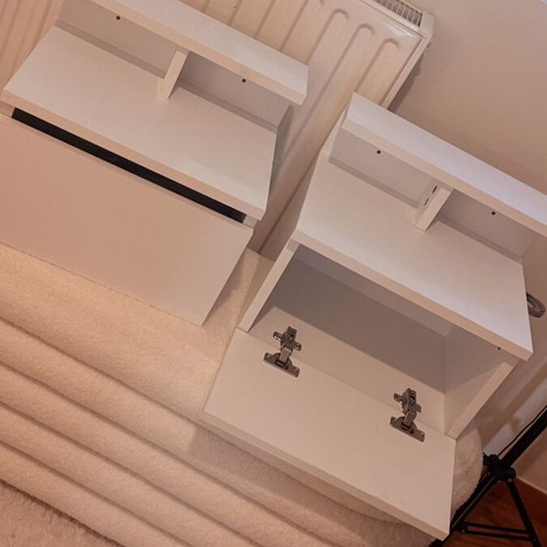Nightstands set of 2 like new, white with shelf and cabinet