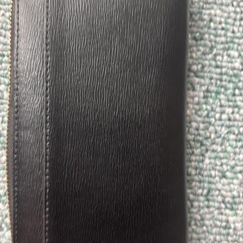 DKNY wallet like new, black