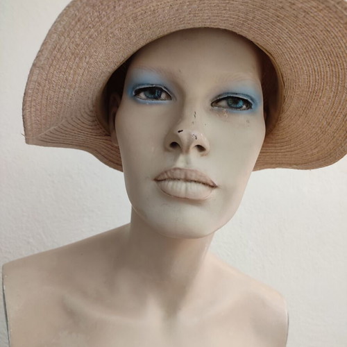 Stamion accessories hat beige like new, size 56