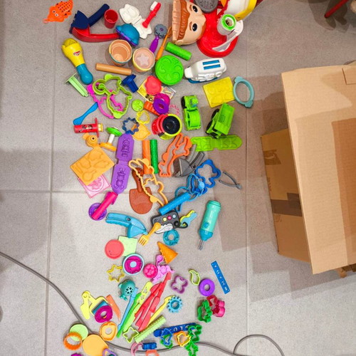 Play Doh modeling tools like new