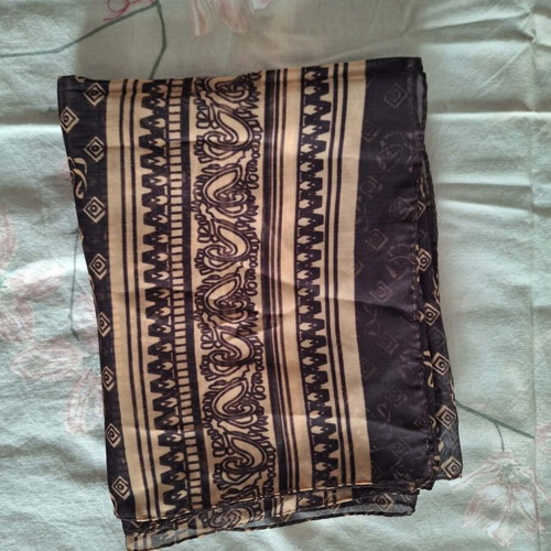 Women's scarf, beige and brown
