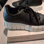 Axel women's sneakers size 37, black with white chunky sole