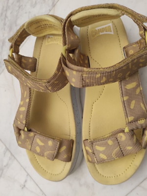 Camper Oruga Up women's sporty flatform sandals like new, yellow, size 37