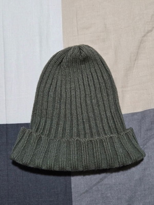 Benetton kids and teens gray hat like new