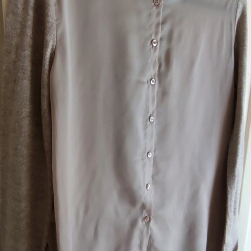 Pullover blouse with buttons on back used, beige, size M