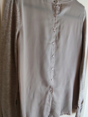 Pullover blouse with buttons on back used, beige, size M