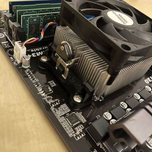 AM3+ set AMD FX-4320 with Gigabyte 78LMT-USB3 motherboard and 16GB RAM