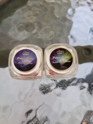 Nail effect powders like new, set of 2 pieces