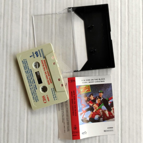 New Kids on the Block Merry Merry Christmas cassette tape like new, pop