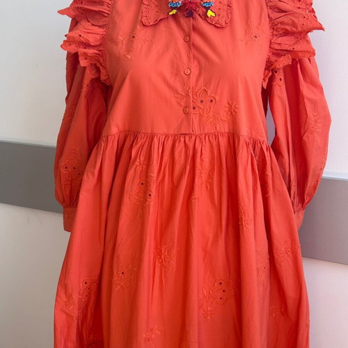 Zara maxi dress like new, orange embroidered cotton, size M
