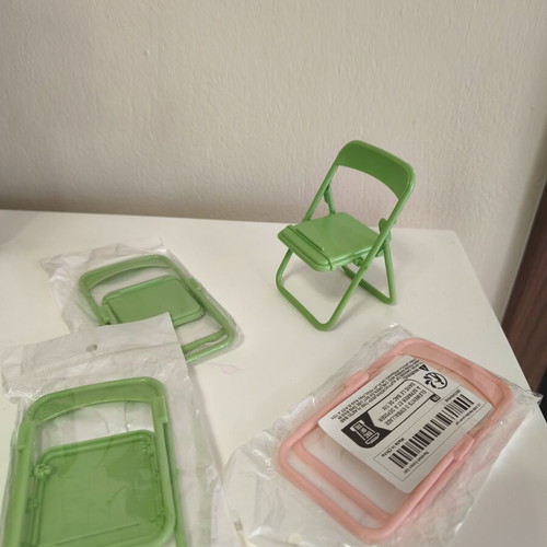 Mobile phone chair stand set of four, new