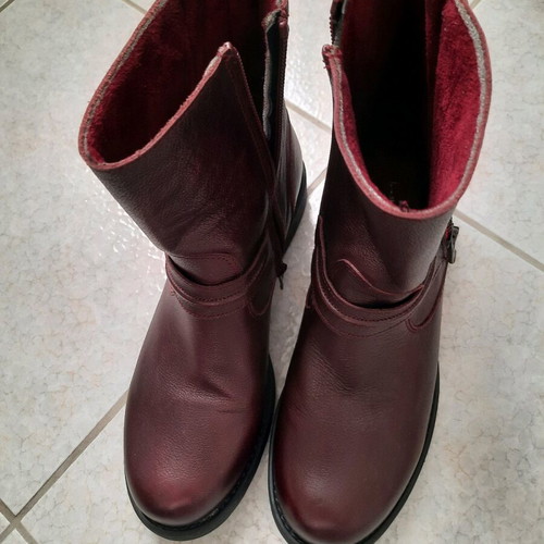 Leather ankle boots Bordeaux like new, size 37 Fratelli Robinson