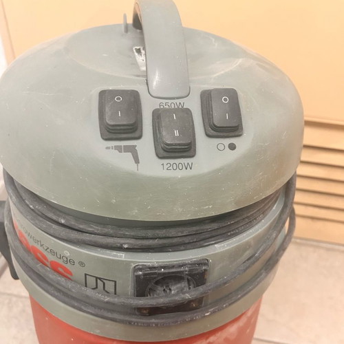 Grinding machine dust collector with pole and Flex vacuum used