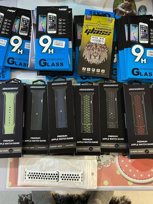 Tempered glass and watch bands for Apple phones and Apple Watch new, set