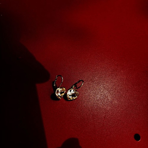 Swarovski earrings beige, like new with Swarovski stamp