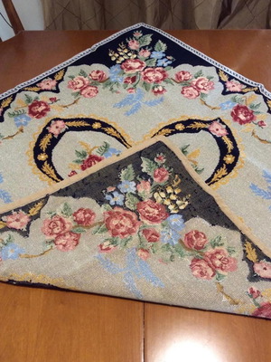 Χειροποίητο καρέ 1,00Χ1,00 καινούργιο με κέντημα σταυροβελονιά