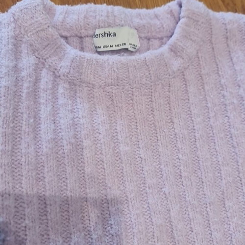 Bershka lilac short pullover like new
