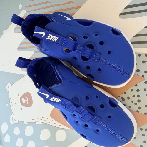 Nike blue summer shoe size 28 like new