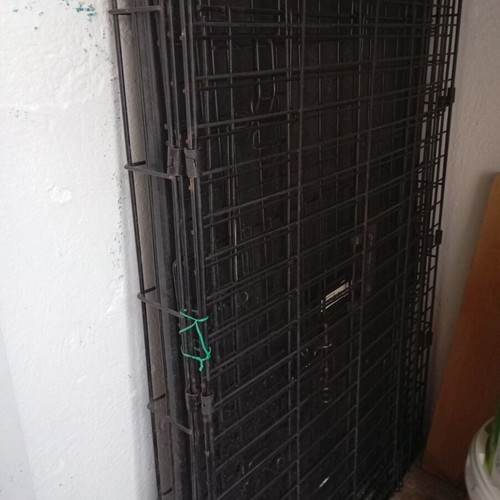 Ferplast metal dog crate 92x57, foldable