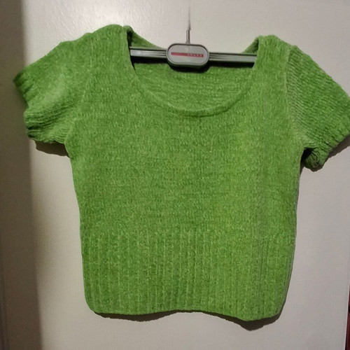 Crop top used, green chenille, size S