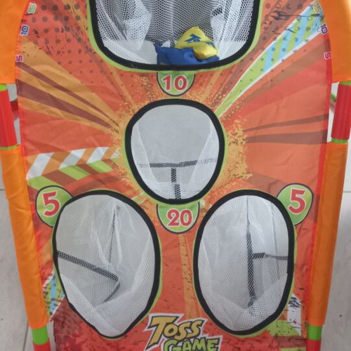 Bean Bag Toss game like new, PVC, 4 target holes
