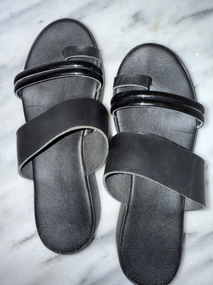 Luigi black platform sandals size 40 used, 4cm heel