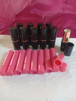 Lipstick packaging new, set of 19 pieces