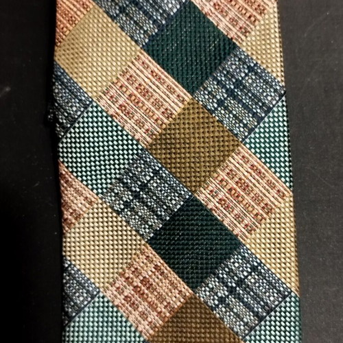 Pagoni checked tie like new, intact