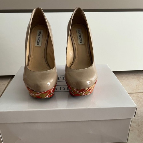 Steve Madden platforms used, size 36, beige