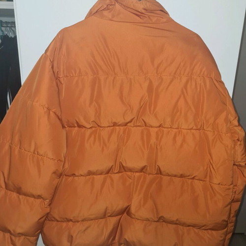 Dickies puffer jacket like new, size Large, orange