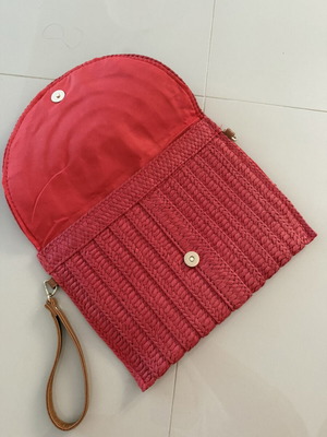 Straw clutch bag, dark red with strap